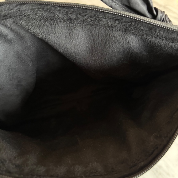 MARC BY MARC JACOBS Nylon Quilted Black Laptop Case w/ Shoulder Strap - Picture 4 of 5